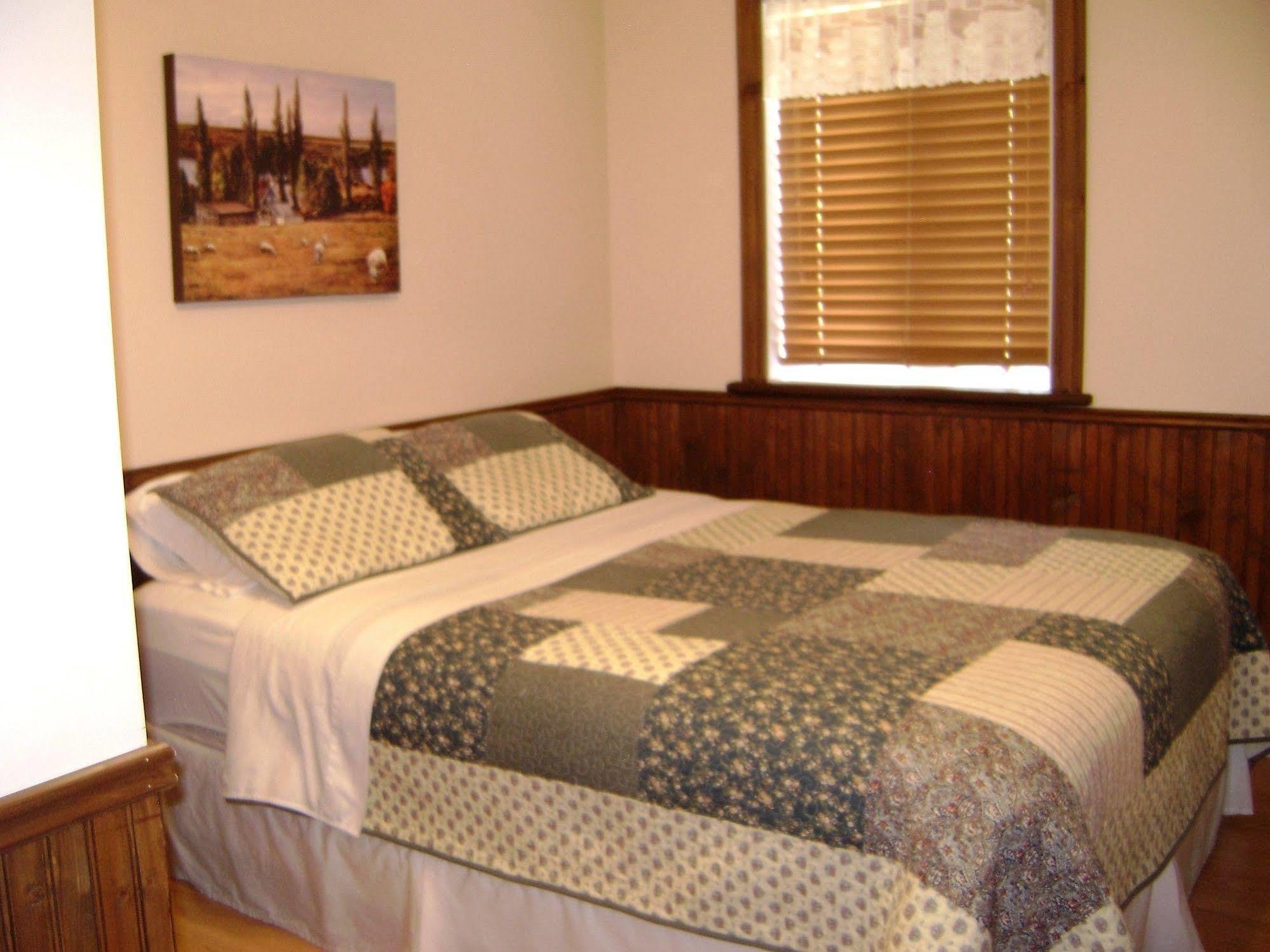 טאדוסאק Hotel Sous La Croix 152725 מראה חיצוני תמונה